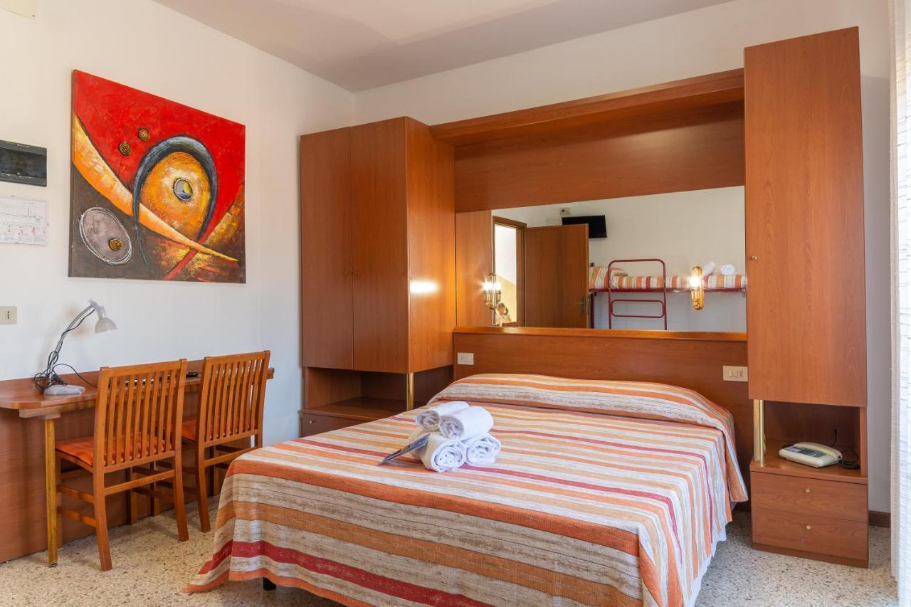 Hotel Laura Cavallino-Treporti Exterior photo